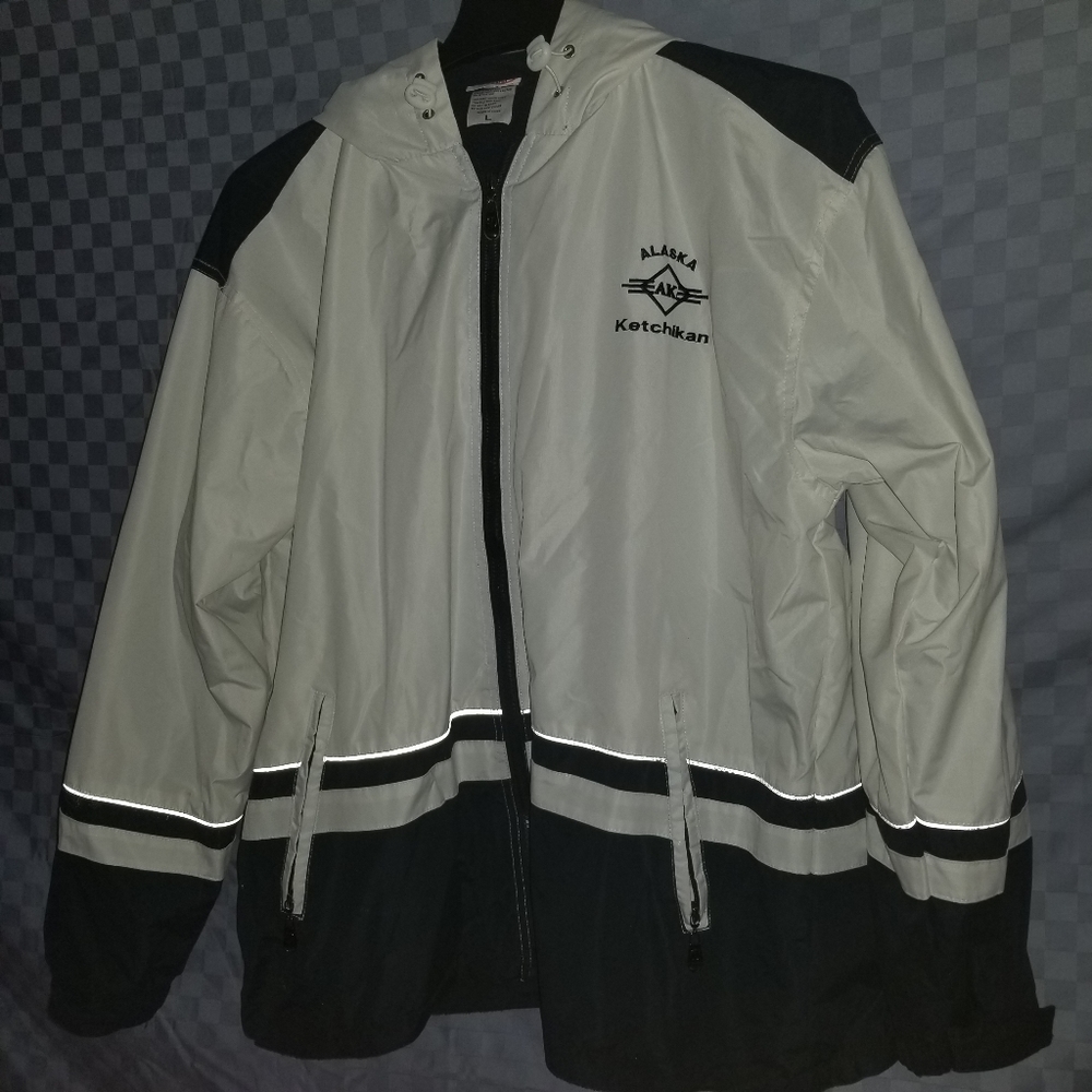 Alaska Ketchikan White Jacket Men's Sz L